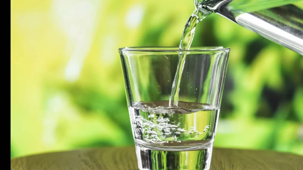 “Integrating Alkaline Water into Your Daily Routine: Tips and Recipes”